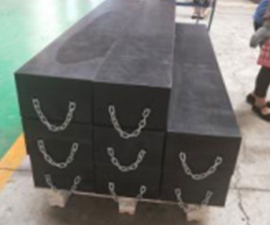 Heavy crane cribbing blocks