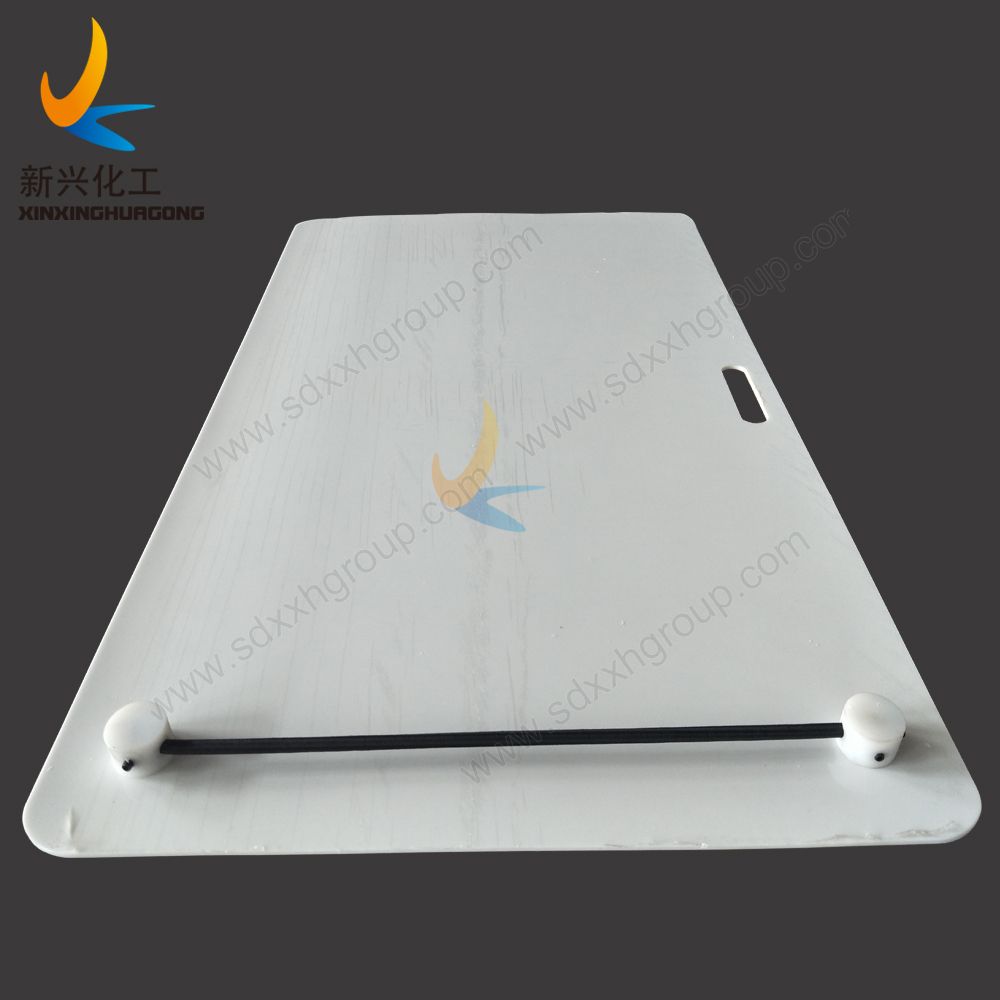 Outdoor and indoor practice hockey shooting pad