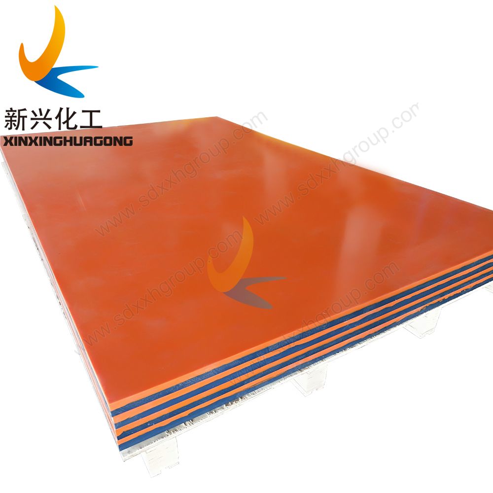 Dual color sandwich HDPE sheet