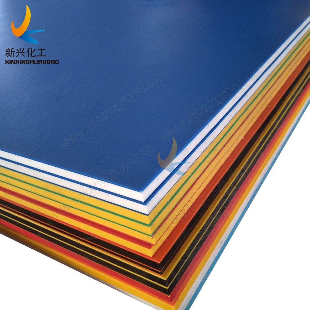 Dual color sandwich HDPE sheet