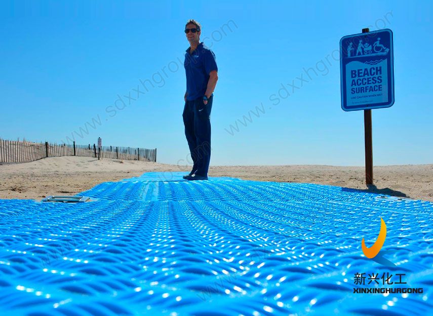 Recycled HDPE  Crane and bridge rig mats for heavy equipment