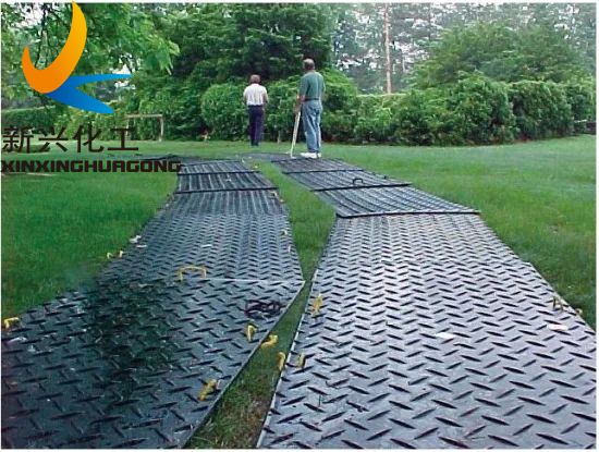 Recycled HDPE ground protection matting for heavy equipment