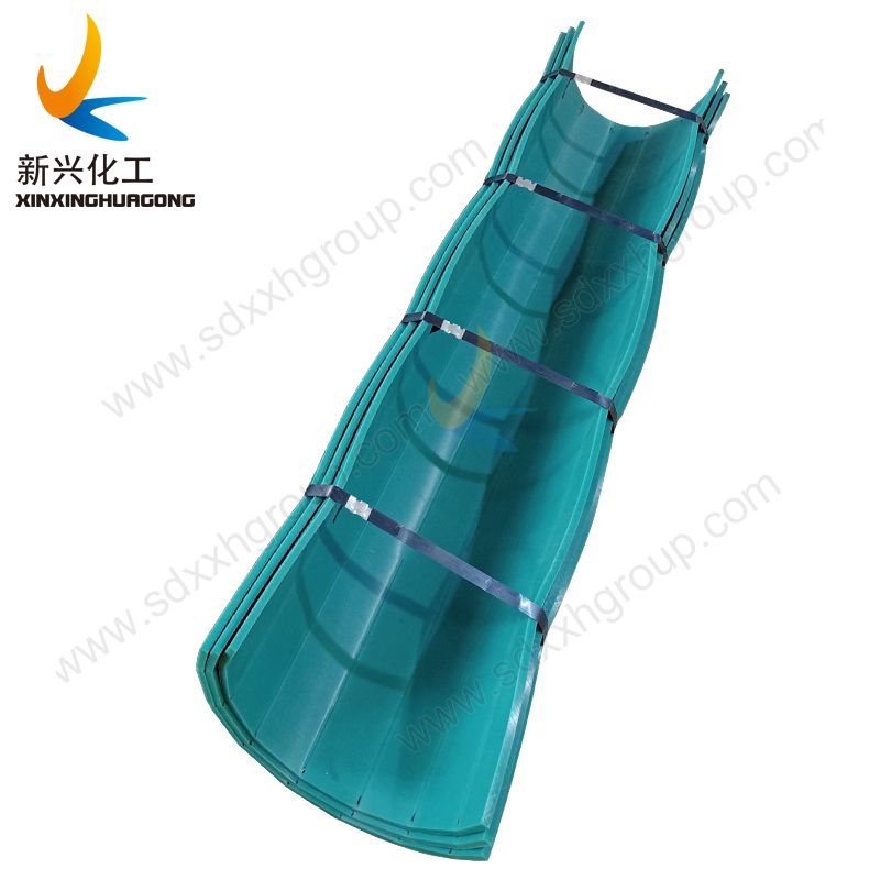 UHMWPE wear resistant liner for shaftless screw conveyor