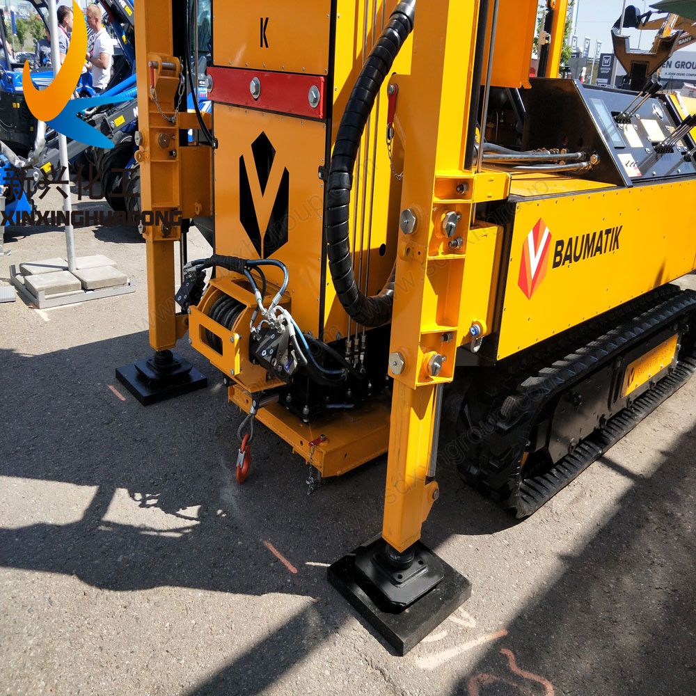 Customized composite plastic big size crane outrigger pads