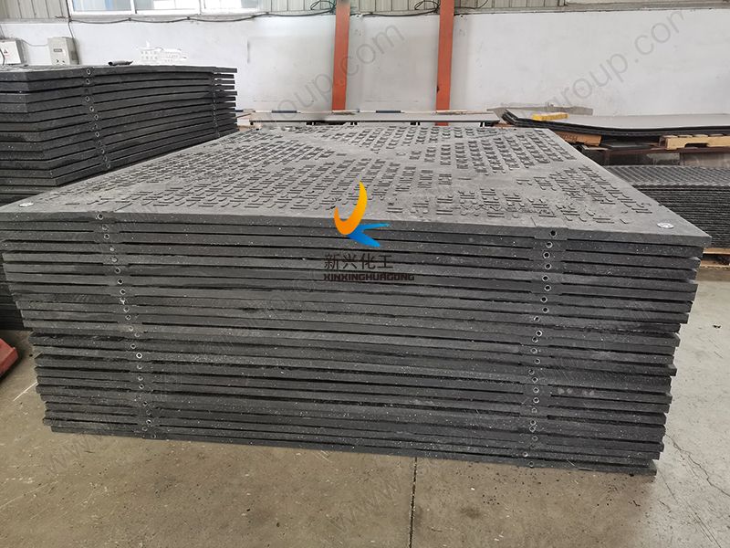 heavy-duty composite ground protection mats