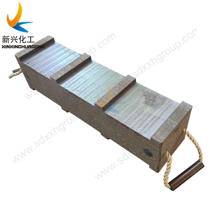 plastic composite stable and interlocking cribbing blocks