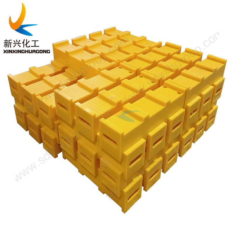 plastic composite stable and interlocking cribbing blocks