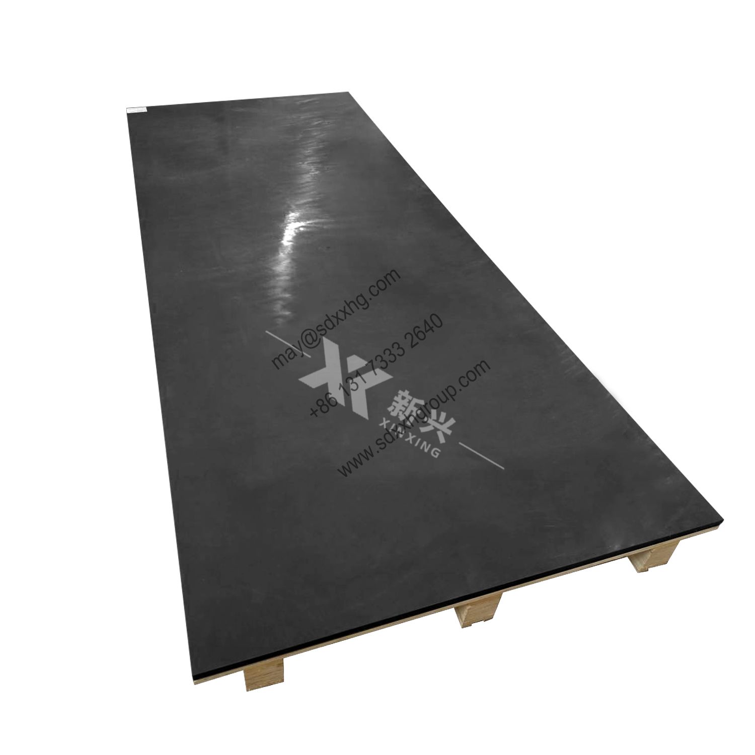 Non-adhesion wear resistant UHMWPE liner plate truck bed lining