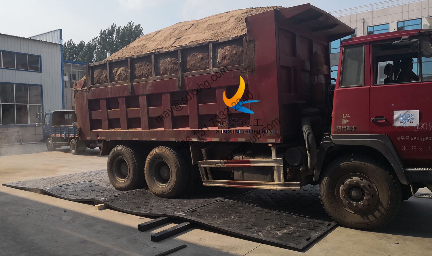 Ground protection mats temporary road solution