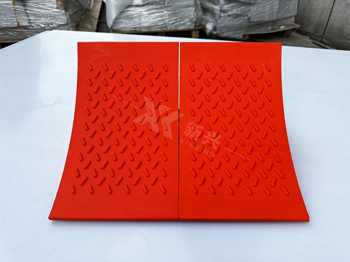 Plastic heavy machine wheel stop block