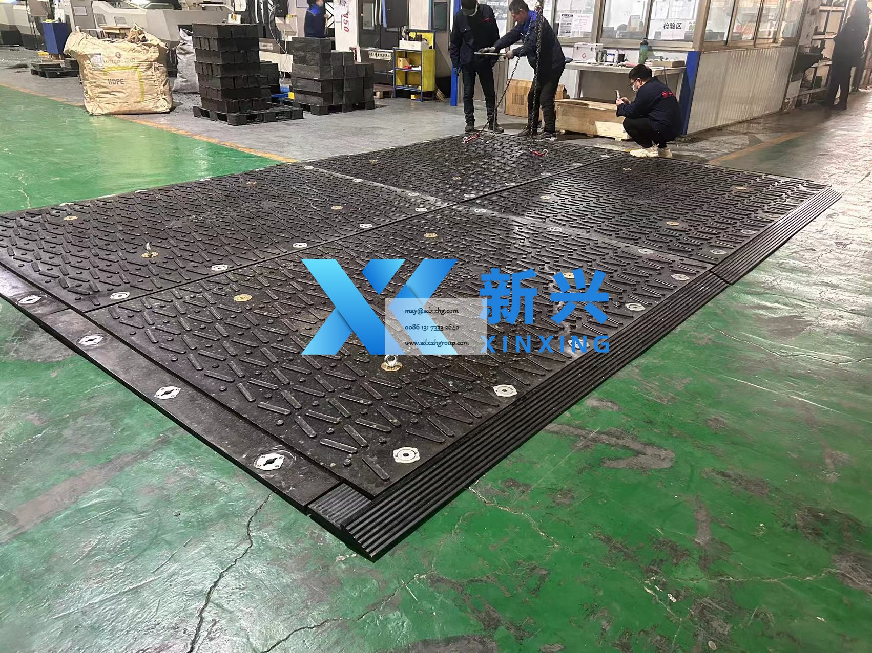 Construction mats interlocking ground protection mats