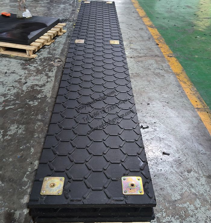 Flame retardant and anti-static ground protection mats for coal industry