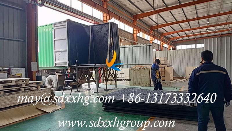 loading of heavy duty road mats/construction road solution