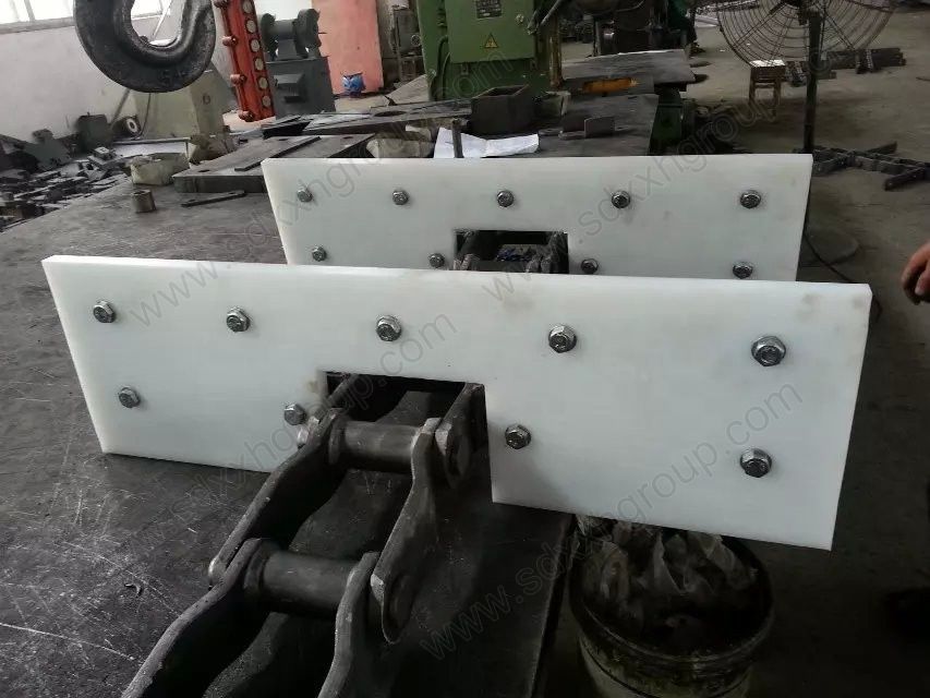 UHMWPE conveyor scraper blade