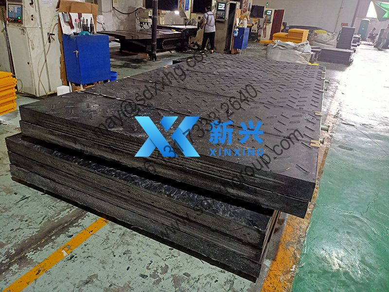 Loading of 100mm thickness composite heavy duty ground protection mats