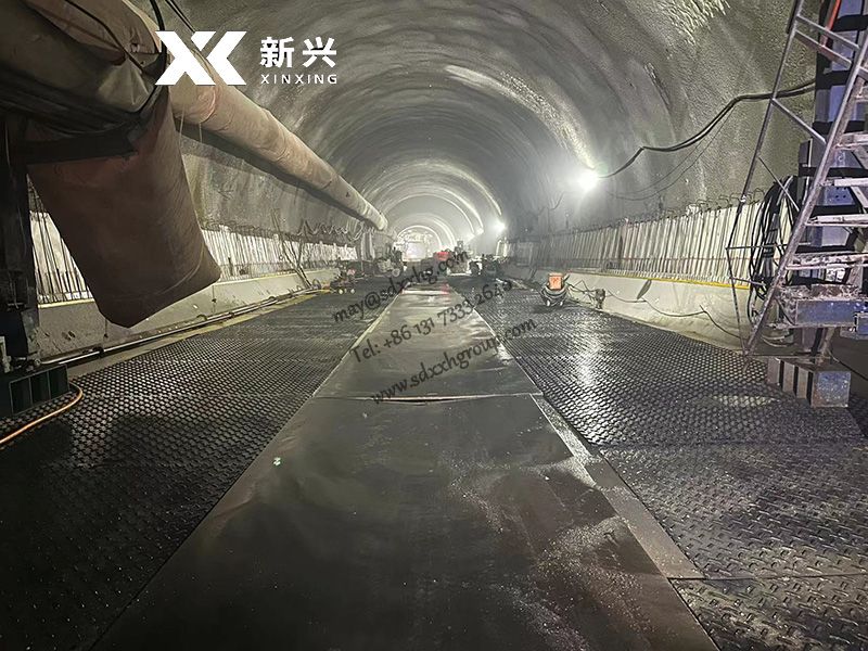 Flame retardant and anti-static ground protection mats for coal industry